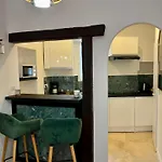 Apartamento Le Petit Carlthon *